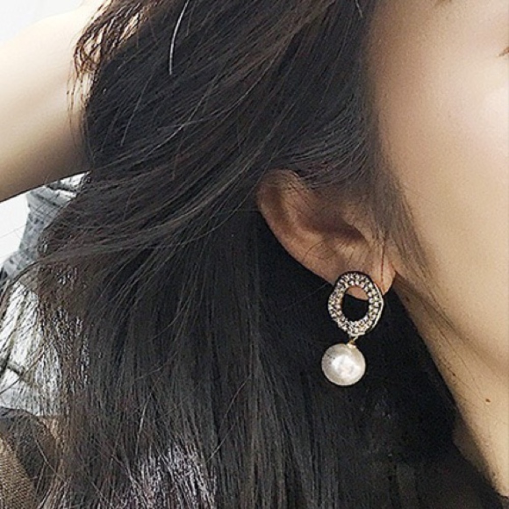 πΈ2 for $15πΈEarrings - Picture 2 of 2